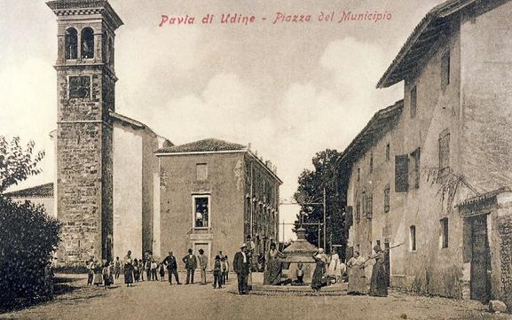 Il pozzo nella piazza di Pavia di Udine